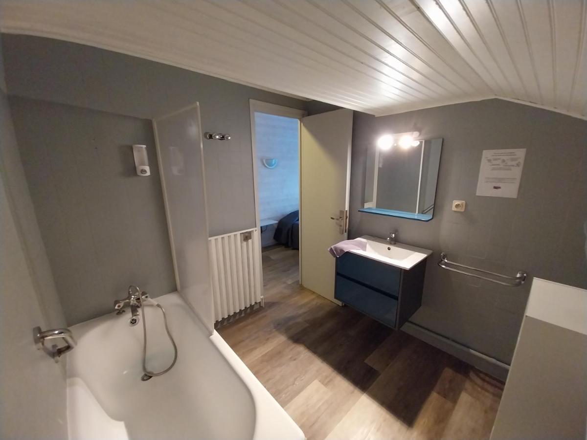 Hotel L'Oustalet Font-Romeu-Odeillo-Via Bagian luar foto